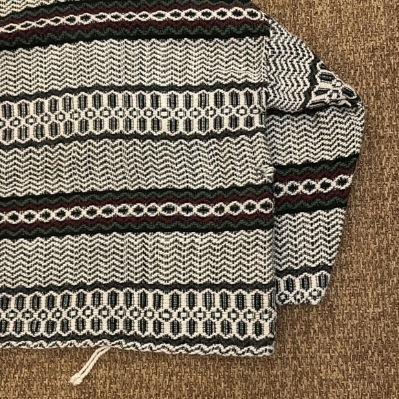 Ecuadorian Pullover Hoodie - Picture 12 of 15